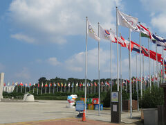 たくさんの国旗が