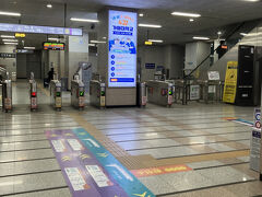 電車で移動します！！
釜山金海線から地下鉄2号線に乗り換えるときに、たまたま乗換案内がない出口から出てしまったらしく、地下鉄2号線がどこにあるかわからなくて10分くらいロスしました。。。
T-moneyでピッして乗車。