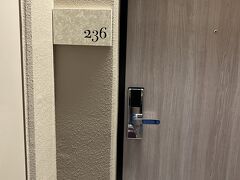 フォレスト側 2階 236号室です。