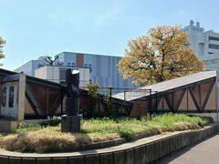 吹田の清水
地下に潜ります