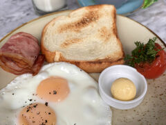 ◇13日目

朝食
Eggs Your Way
お好きな組み合わせ