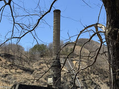 精錬所跡地の煙突