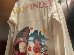 お次はカレパストア

モアナのスピジャと新作カチューシャのリクエストがあり見に来ました👀