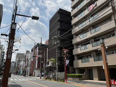 仲之町通りにあるかつての吉原遊廓への入り口だった『吉原大門跡』