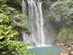 二日目は霧島温泉郷の丸尾滝から。温泉の滝