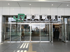 このまま各駅停車に乗っていると、新潟発10：11の海里号には乗れないので、長岡から新潟までは上越新幹線で向かいました

長岡9:29→新潟9:51　とき305号