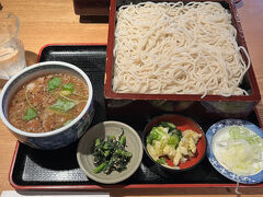 小石川 京屋の名物いんちきそば。