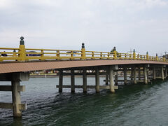 最後は瀬田の唐橋
東海道から京都に行く際にはこの橋を渡らなければならない、昔から重要な橋として歴史を見つめてきた

wikiより
「交通の要衝かつ京都防衛上の重要地であり、古来「唐橋を制する者は天下を制す」といわれた。唐橋を舞台として繰り広げられた壬申の乱、寿永の乱、承久の乱、建武の乱など、橋は昔からさまざまな戦乱に巡り合ってきた」
