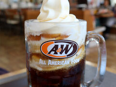Ａ＆Ｗ 名護店