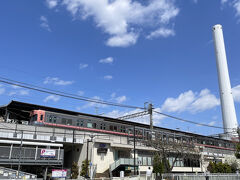 高井戸駅と
杉並清掃工場が見えてきた。
よし！天気もいいし
行こう！！前進！
日陰を求めて右岸左岸を選択