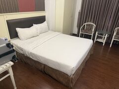 ホテルは、いつものホテルです。
とは言っても久しぶり。
コロナ前はいつも使っていましたが、コロナが明けて予約しようとしたら朝食付きプランが無くて、仕方なく向かいにあるA25HOTELを利用していました。朝食付きプランが復活したので、今回予約しました。