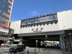 西武池袋線に乗って練馬駅へ。