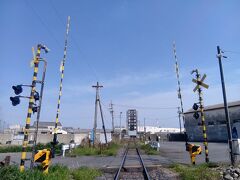 次にやって来たのはこちら。
線路の先見える「末広橋梁」です。