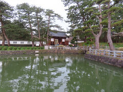 その隣りには「本荘公園(本荘城跡)」