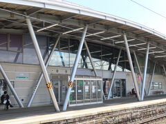 12:42「赤湯駅」で下車しました。