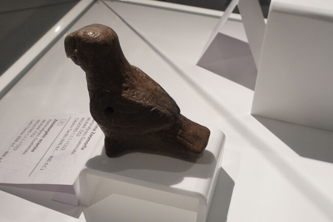 鳥型のオカリナ