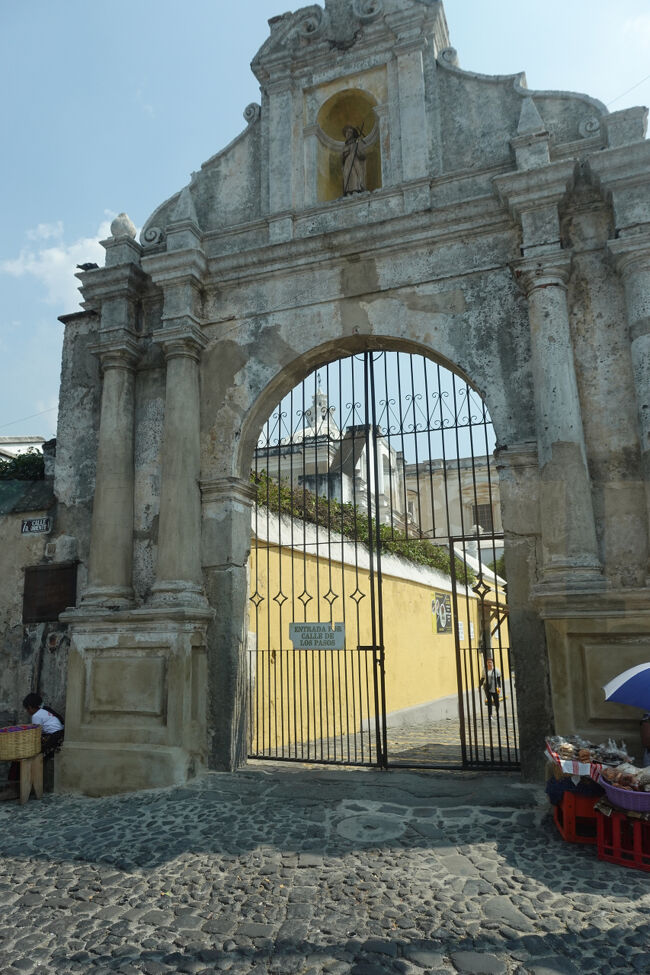 サン・フランシスコ教会（入口）