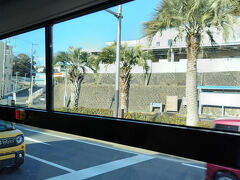 京急本線の終点、浦賀駅をスルー。