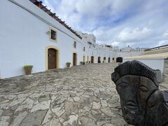 散策

「Jardins de Corniche」

海が見渡せる公園です。