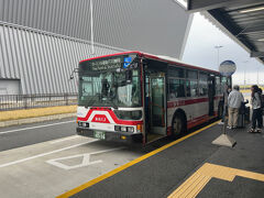 　帰りはシャトルバスで移動します。