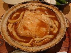 公演後、栄方面まで歩き、山本屋本店へ。
夕食は、味噌煮込みうどん。

これまで山本屋総本家の方には何度か行ったことがあるのですが、今回初めて山本屋本店に行きました。
タブレットで注文、ネギ抜きも簡単に注文でき有り難い。
総本家との違いはわかりませんでしたが、結局どっちも美味しいです（笑）