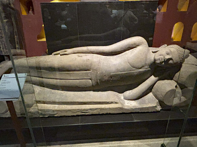 【洋書】世界遺産　アンコール青銅像　ヒンドゥー教　仏教美術 カンボジア国立博物館 洋書】世界遺産 アンコール青銅像 ヒンドゥー教 仏教美術