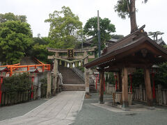 続いては艮神社です。