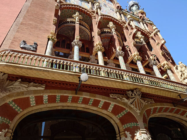 その後、カタルーニャ音楽堂、バルセロナ大聖堂へ