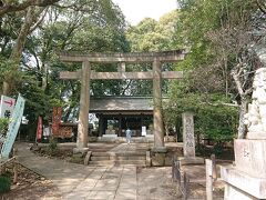 境内には東湖神社
水戸藩の学者　藤田東湖が祀られている
志士に影響与えた有名人