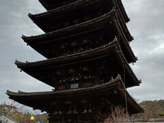 続いて清水寺を目指します