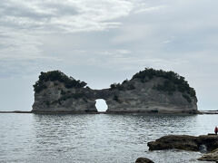 円月島
