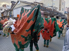 春の高山祭