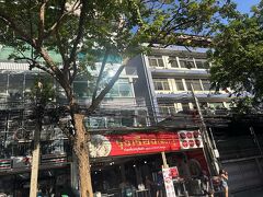 早めの夕食は２度目のルンルアン
斜め向かいの支店の方へ。