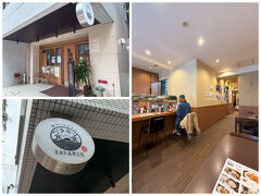 アジフライを求めてやってきたのは、島のうまかもんが食べられるというバラモン食堂。
商店街の中ですが、すぐ近くにコインパーキングがたくさんあるので、サクッと来れました。
店内はちょうどよい混み具合で、待たずにテーブル席に案内されて良かった・・・