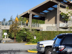 ノースランドゴルフコース　Northlands Golf Course
　北側なので車20分程度、
2日目8:30　直のネット予約、カートつけて2人で2万円ちょっと、
パブリックとは思えないきれいさです。

なお、1日目のゴルフは渋滞でスタートに間に合わず、プレー途中から加わりできたのですが写真無しです。