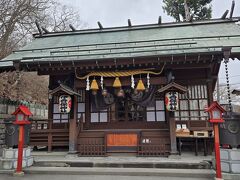 綺麗な本殿。
想像していたより、新しい印象です。