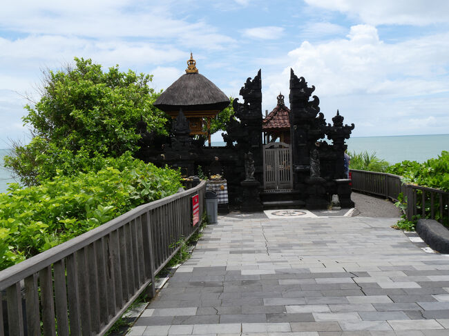 エンジュン・ガルー寺院(Enjung Galuh Temple)です。