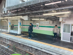 コツコツと各駅に停車。