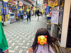 お腹を満たした後、海雲台伝統市場に行ってみました。到着日の夜は観光客がごった返していましたが、明るいうちは人出が落ち着いていました。