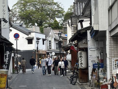 倉敷の街歩きに出発～！
まずは美観地区ってところを歩いてみます。
外国人さん（欧米）もたくさんいました。
倉敷って来たことなくてどんなところかも知らなかったケド、