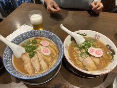 中華そばと特製中華そば＋ビール
2,590円
とても美味しく頂きました。
ちなみに和歌山ラーメンのNo.1「井出商店」はこの日木曜が定休日とかで、少し残念。