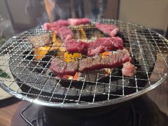夜はお待ちかねの焼肉屋さんです。石垣牛が柔らかくて美味しくてびっくりしました。お値段もリーズナブル。