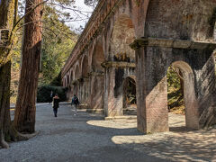 お目当てはこれ！

水路閣

琵琶湖疏水の水道橋