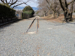 蹴上インクライン

先程のねじりまんぽの上を通るレール