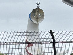 モノレールで、向かいましたが、道中、ブルーインパルスを見ようとすごい人。
