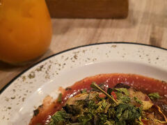 １日目の夕食は今回もチミ・デリへ。野菜のラザニアを食べました。