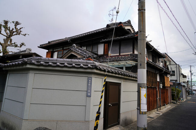 東本町の狭い範囲に絞って歩きましたが、とても見応えのある町並みでした。