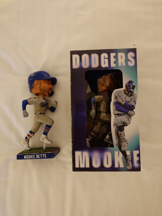 ムーキー・ベッツ　ボブルヘッド  ロサンゼルスドジャース 楽天市場】メジャーリーグベースボール ボブルヘッド BOBBLEHEAD