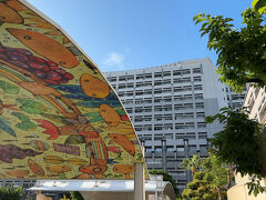 県庁前の広場に午前8時半に集合
今日は良い天気です