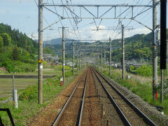 掛川から金谷まで、２駅ほど戻る形になる。
駅間距離がやたらと長く、その２駅に15分ぐらいかかった。